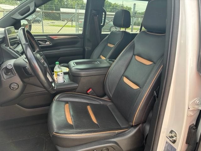 2022 GMC Yukon XL AT4