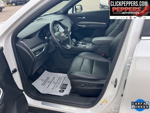 2023 Cadillac XT4 Premium Luxury