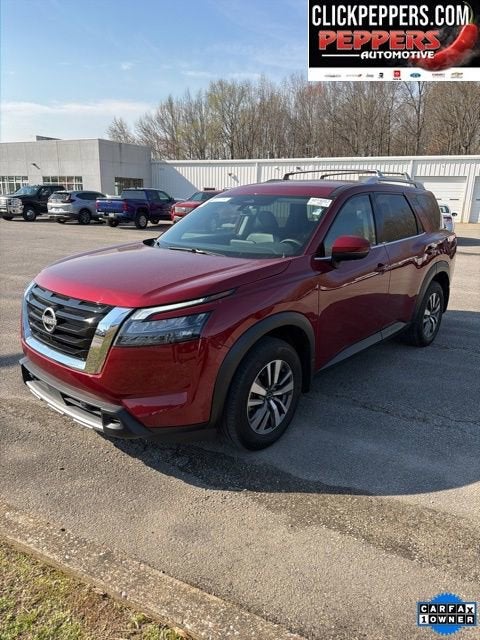 2025 Nissan Pathfinder SL